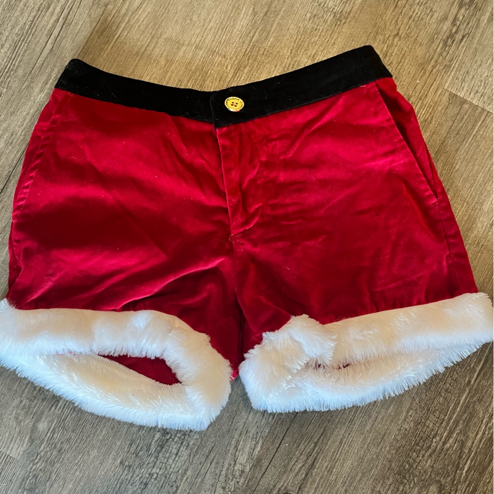 Chubbies Santa shorts